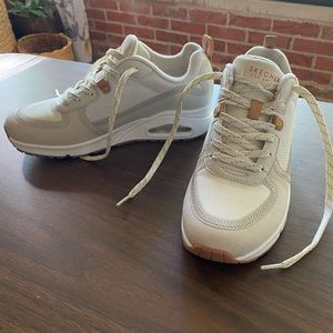 Skechers Los Angeles, Off White, size 8.5